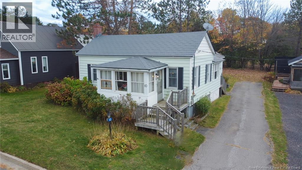 10 Hillcrest Avenue, Chipman, New Brunswick E4A 1X9 - Photo 2 - NB129701