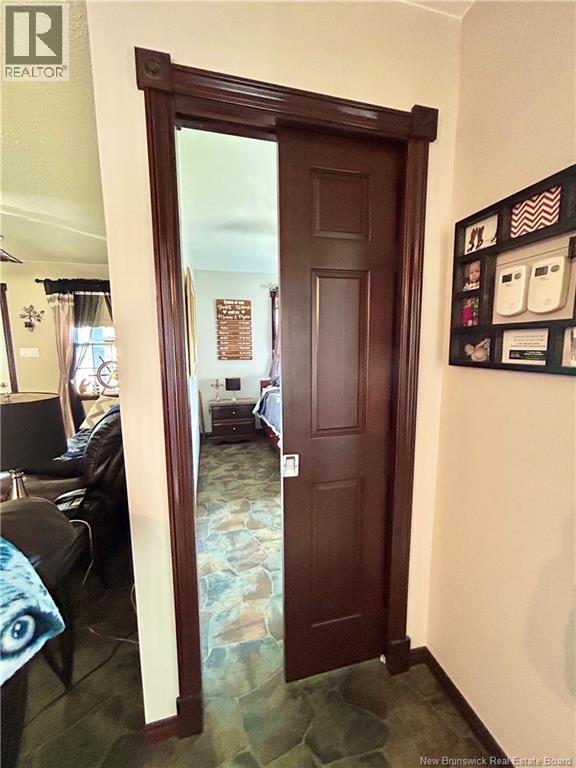 7662 Du Havre, Bas-Caraquet, New Brunswick  E1W 5X2 - Photo 20 - NB130078