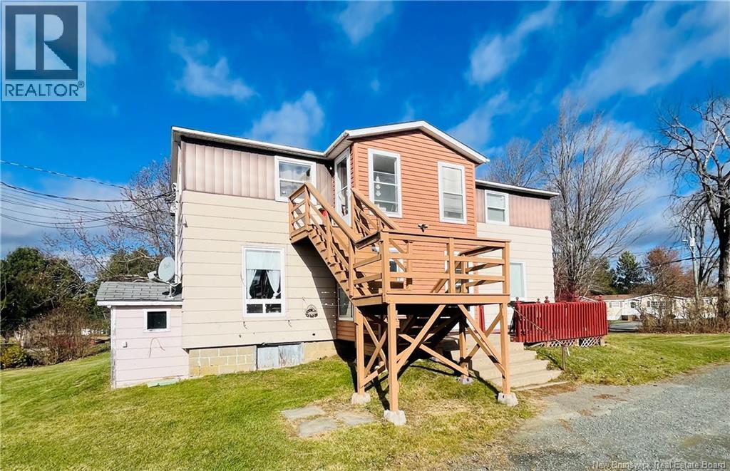 22 Barrieau Street, Miramichi, New Brunswick  E1N 4V3 - Photo 3 - NB130065