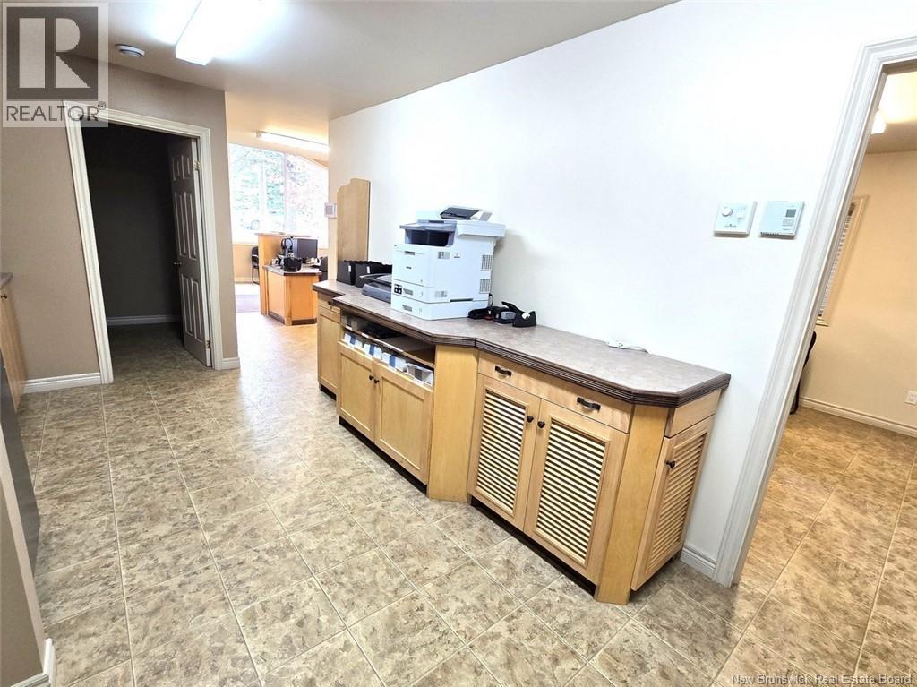 700 Victoria Street, Edmundston, New Brunswick  E3V 3S9 - Photo 10 - NB130024