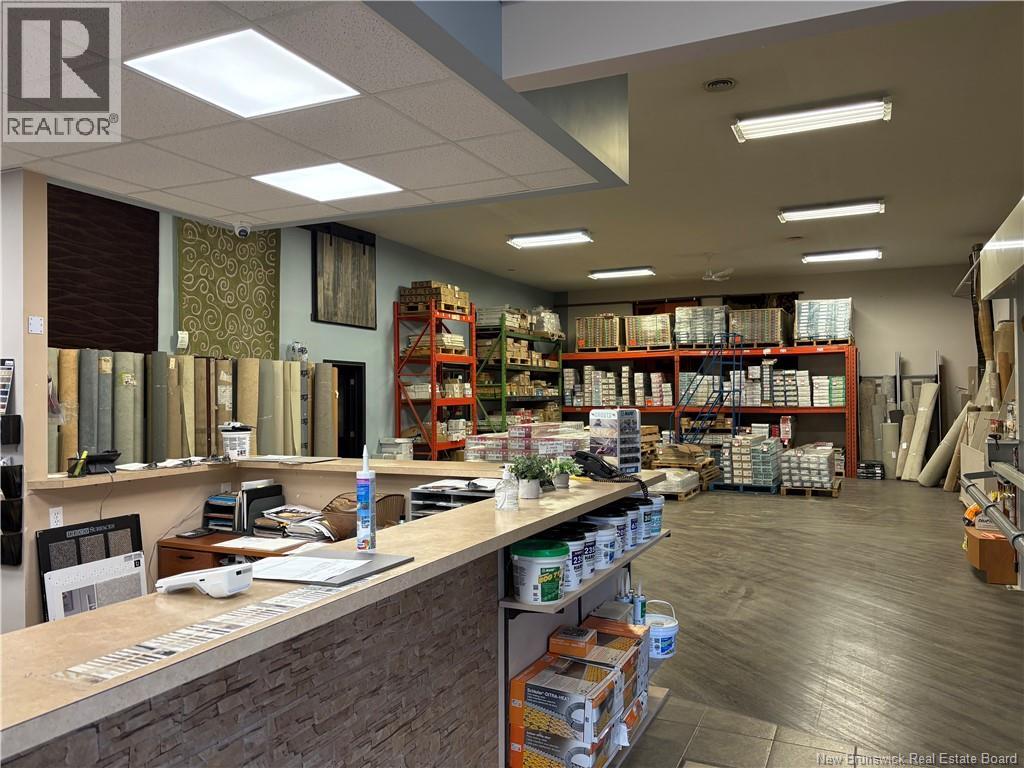 18 Elmwood, Moncton, New Brunswick E1A 2X8 - Photo 2 - NB130059