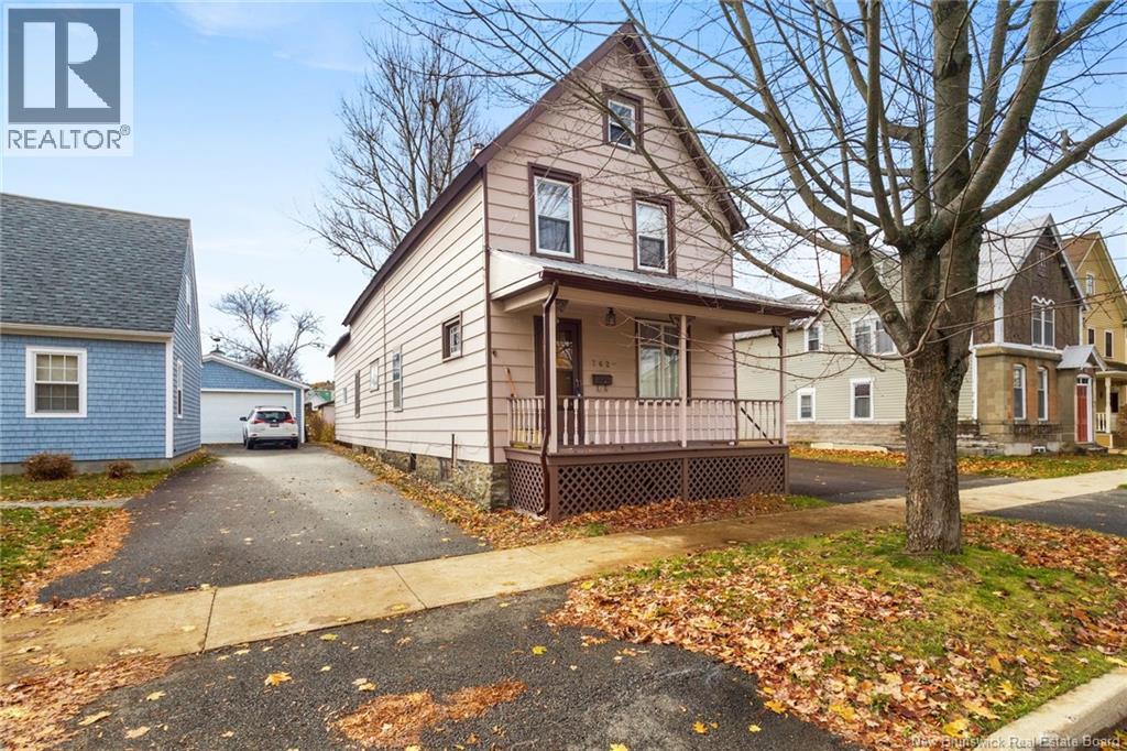 762 Churchill Row, Fredericton, New Brunswick E3B 1P8 - Photo 3 - NB130103