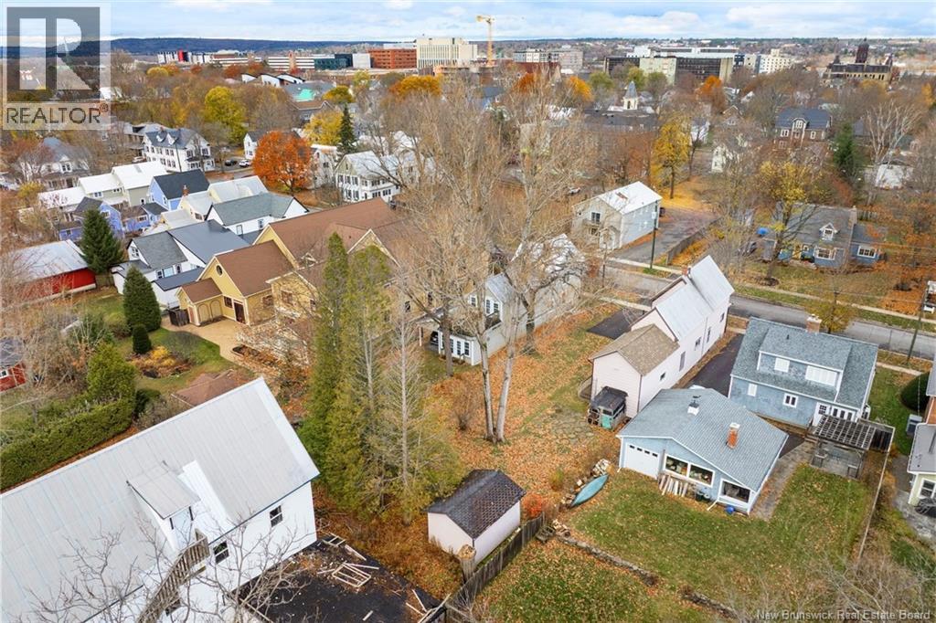 762 Churchill Row, Fredericton, New Brunswick E3B 1P8 - Photo 5 - NB130103