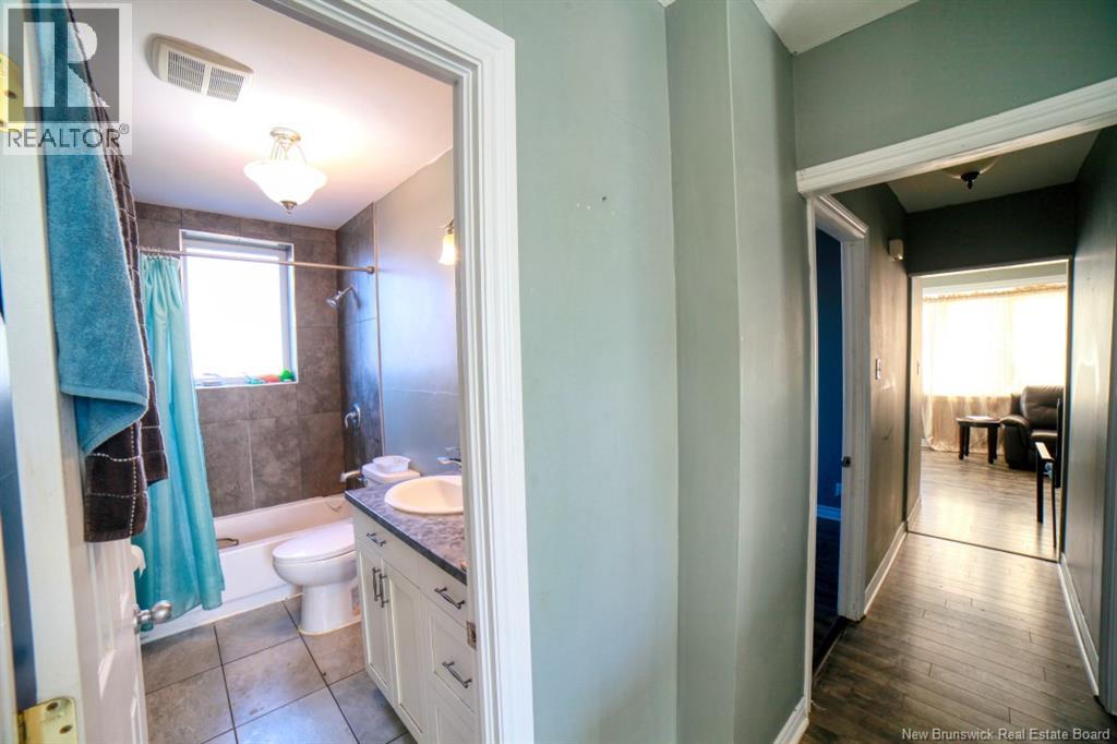 1030 Riverside Drive, Bathurst, New Brunswick E2A 2M7 - Photo 10 - NB129603