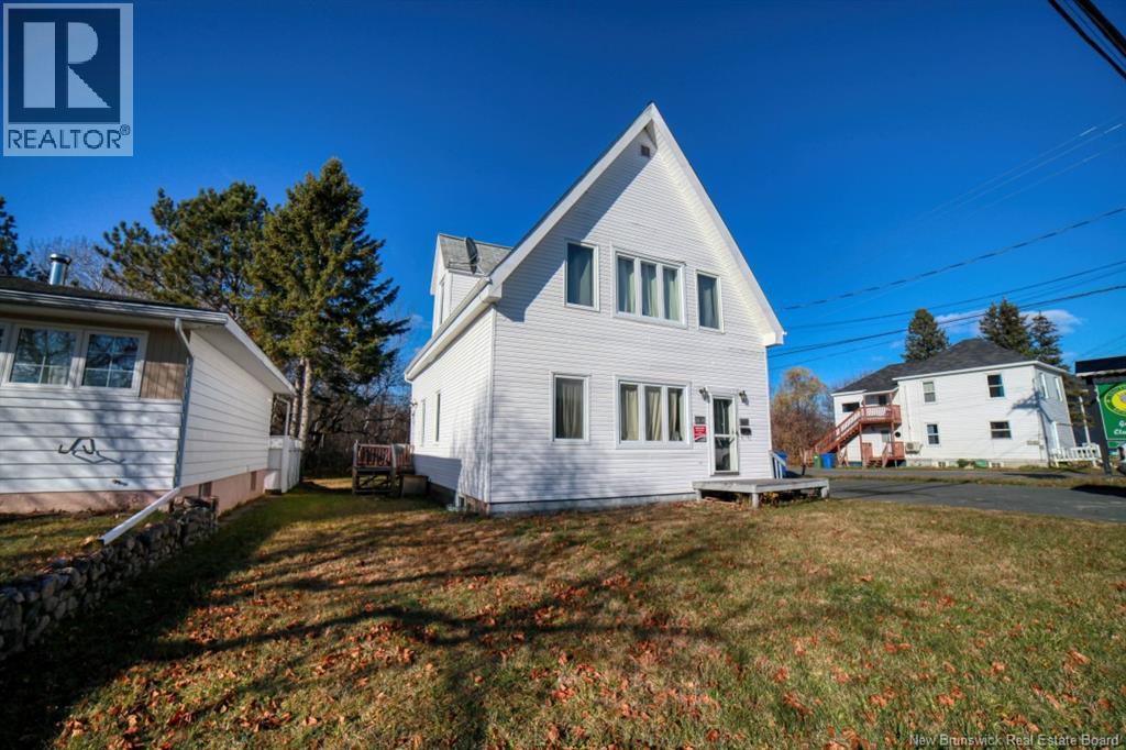 1030 Riverside Drive, Bathurst, New Brunswick E2A 2M7 - Photo 13 - NB129603