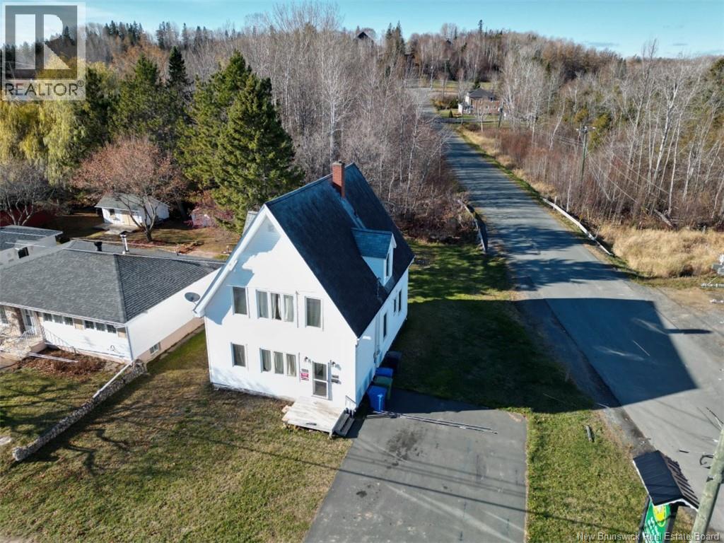 1030 Riverside Drive, Bathurst, New Brunswick E2A 2M7 - Photo 2 - NB129603