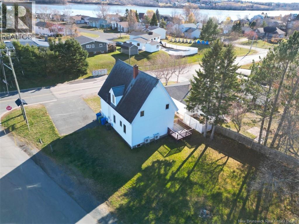1030 Riverside Drive, Bathurst, New Brunswick E2A 2M7 - Photo 4 - NB129603