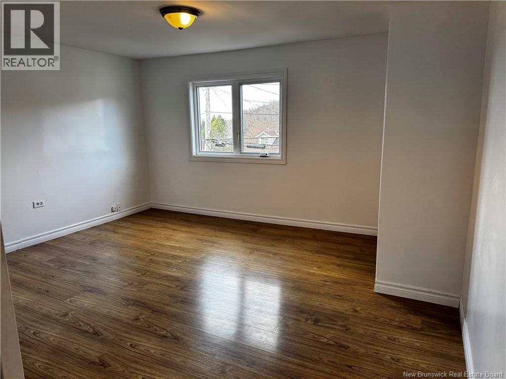42-44 Marmen Avenue, Edmundston, New Brunswick E3V 2H2 - Photo 13 - NB130107