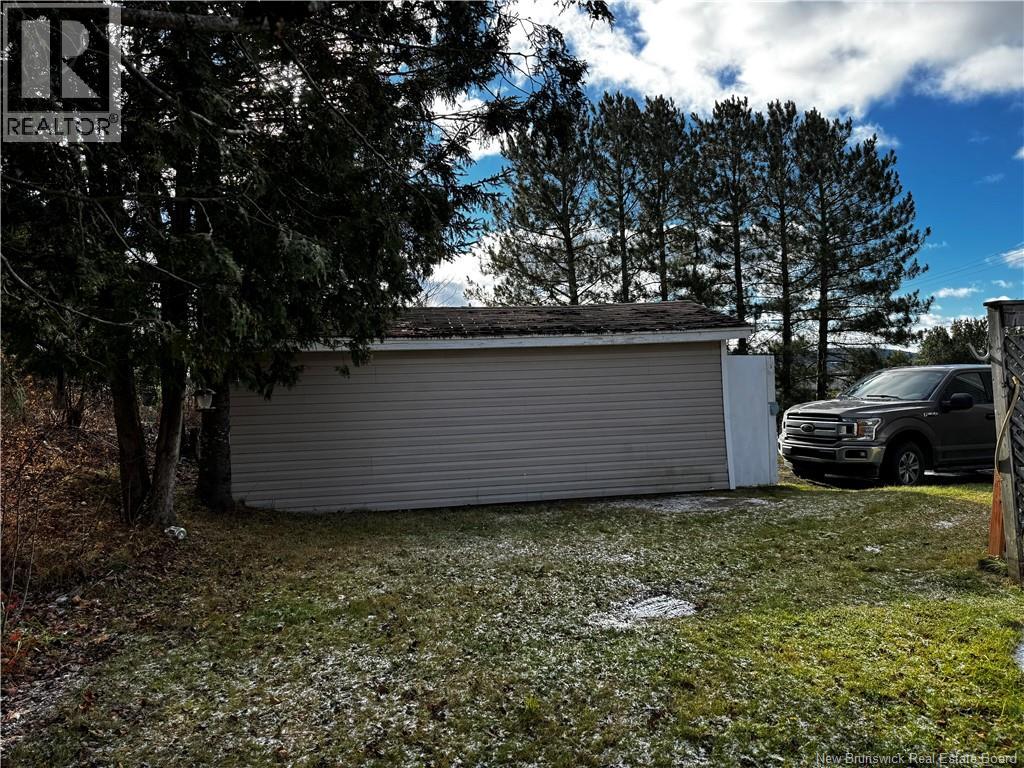 42-44 Marmen Avenue, Edmundston, New Brunswick E3V 2H2 - Photo 6 - NB130107