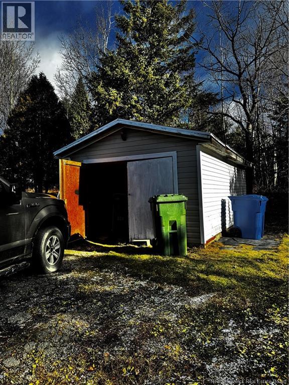 42-44 Marmen Avenue, Edmundston, New Brunswick E3V 2H2 - Photo 7 - NB130107