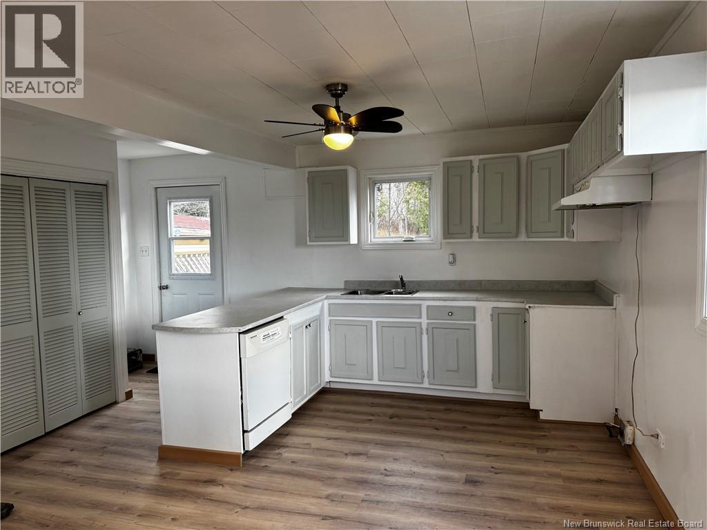 42-44 Marmen Avenue, Edmundston, New Brunswick E3V 2H2 - Photo 8 - NB130107