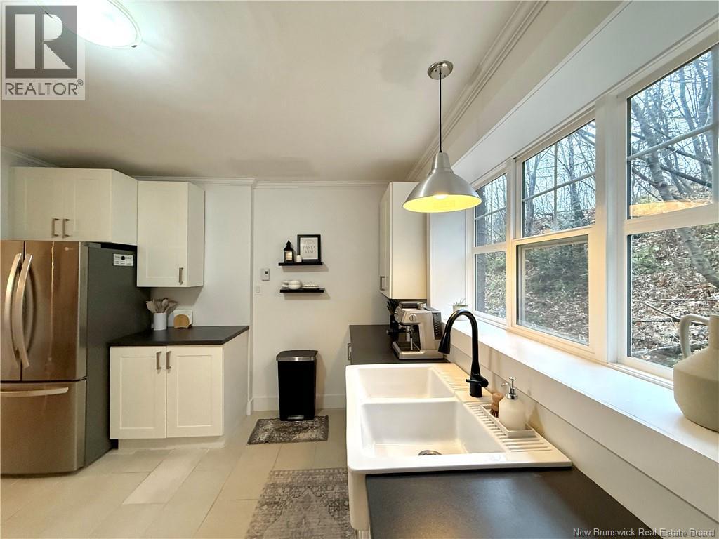 8 Conway Street, Edmundston, New Brunswick  E3V 1Z1 - Photo 10 - NB129981