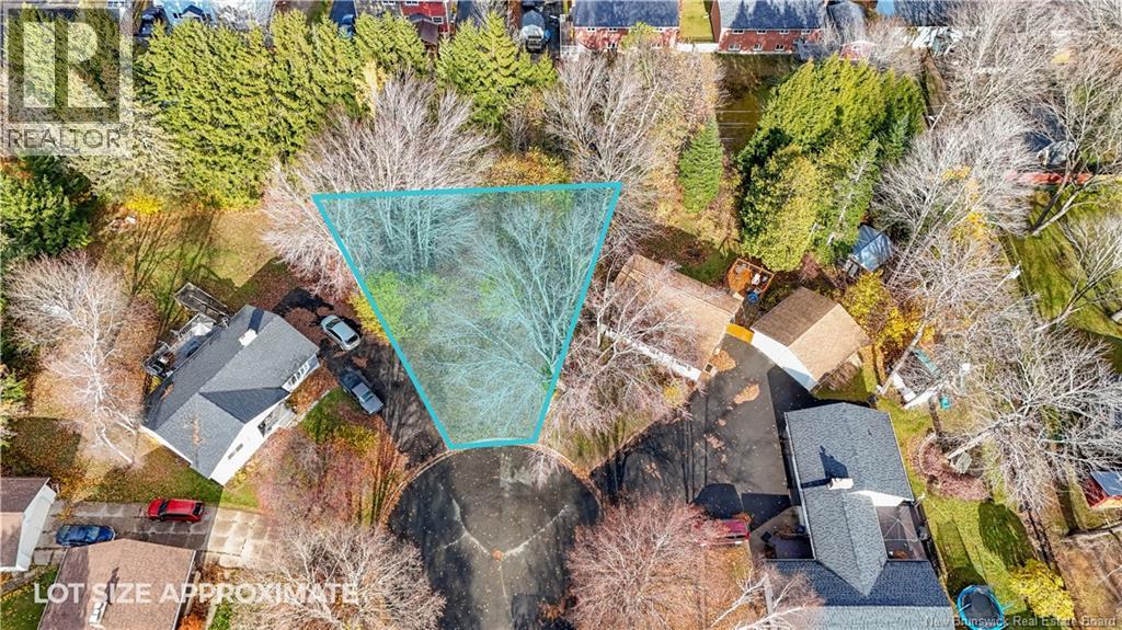 33 Burse Court, Fredericton, New Brunswick E3A 3C7 - Photo 4 - NB130123