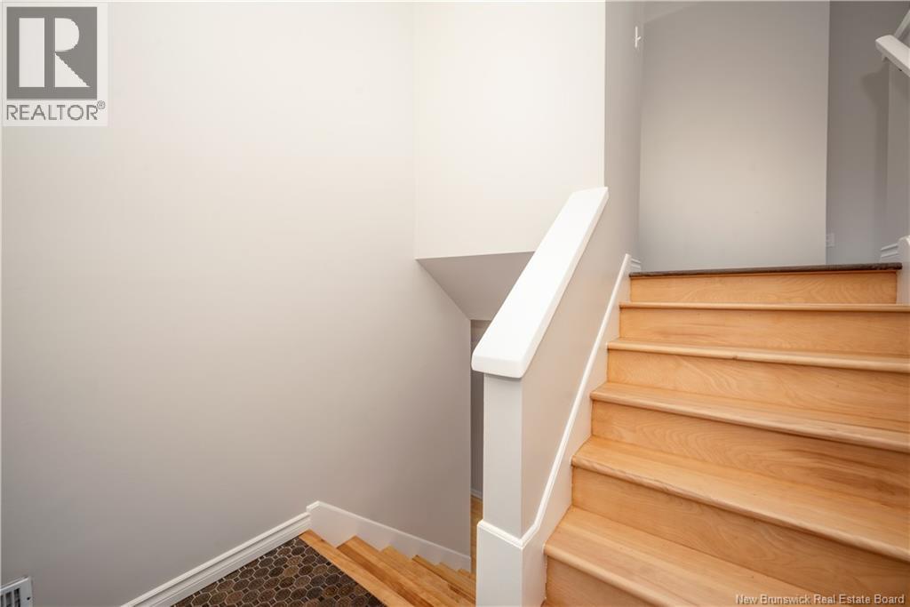 45 Cabot Drive, Moncton, New Brunswick  E1A 5K8 - Photo 3 - NB130045