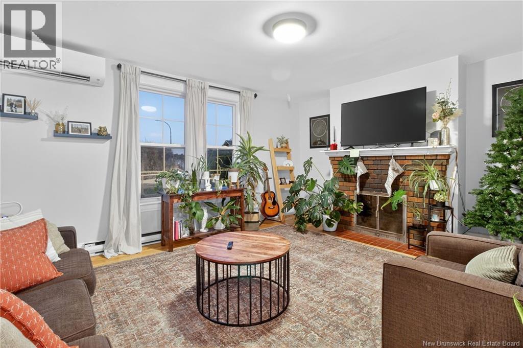 366-368 Cameron Street, Moncton, New Brunswick E1C 2M9 - Photo 3 - NB129976