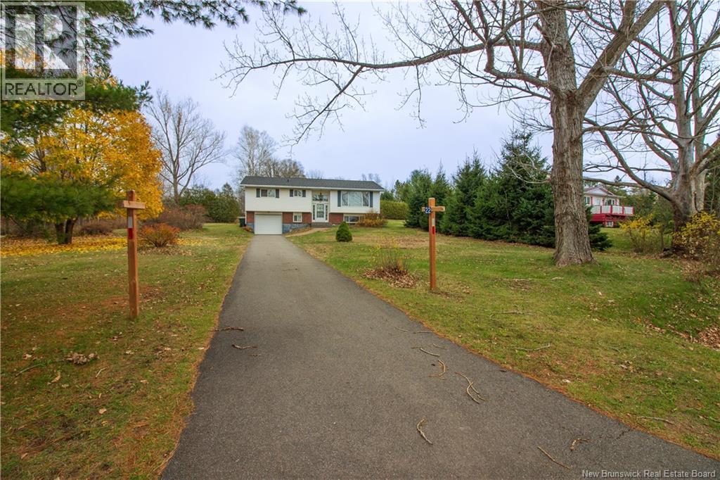 22 Mapleton, Hampton, New Brunswick  E5N 5E8 - Photo 2 - NB129876