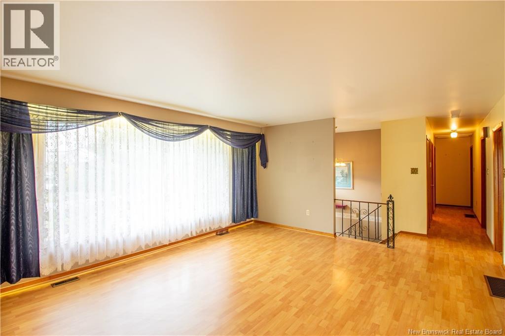 22 Mapleton, Hampton, New Brunswick  E5N 5E8 - Photo 9 - NB129876