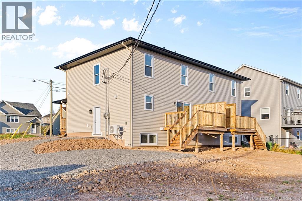 342 Lady Russell Street, Moncton, New Brunswick  E1E 0G1 - Photo 2 - NB130121