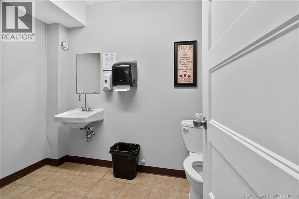 400-408 Mountain Road, Moncton, New Brunswick E1C 2M9 - Photo 18 - NB129977