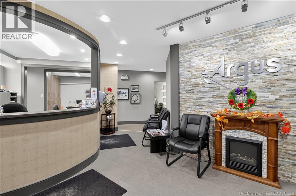 400-408 Mountain Road, Moncton, New Brunswick E1C 2M9 - Photo 3 - NB129977