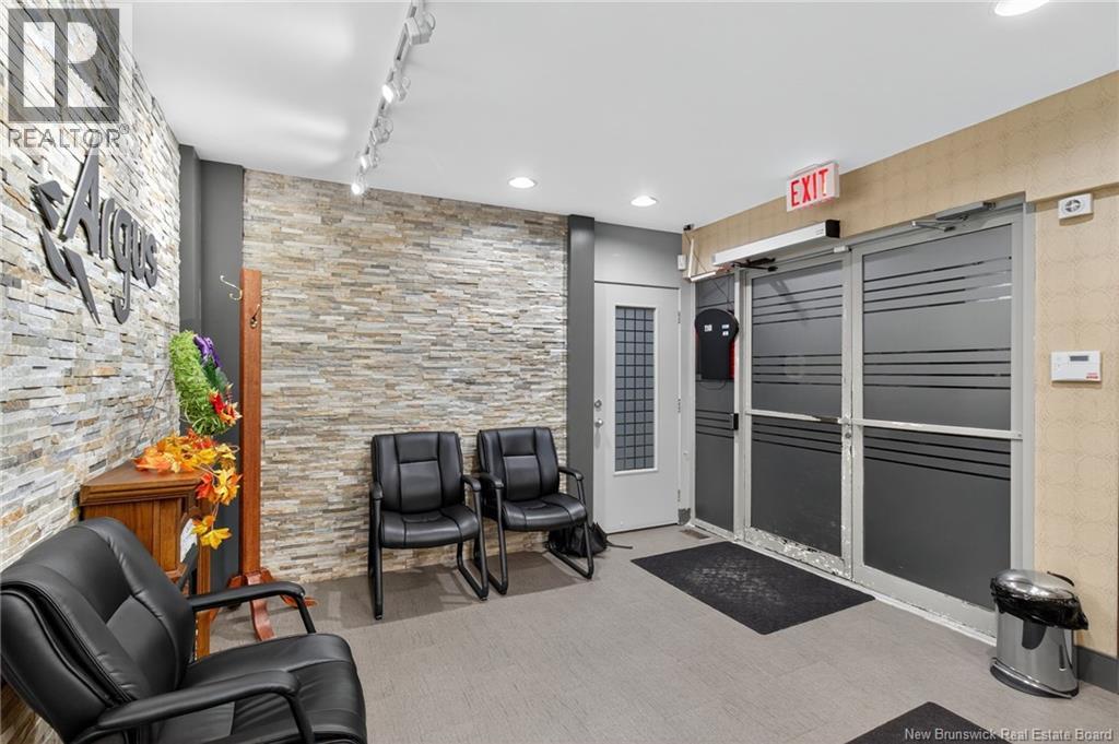 400-408 Mountain Road, Moncton, New Brunswick E1C 2M9 - Photo 5 - NB129977