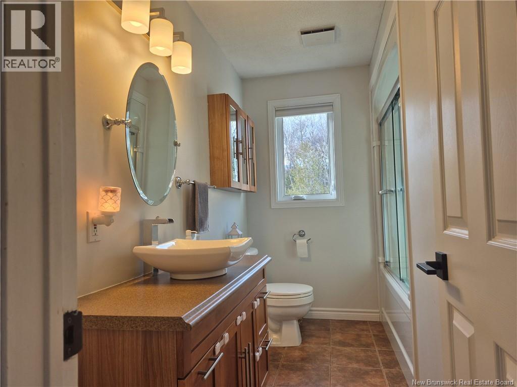 540 Rue Des Cedres, Petit-Rocher, New Brunswick  E8J 1P9 - Photo 15 - NB130139