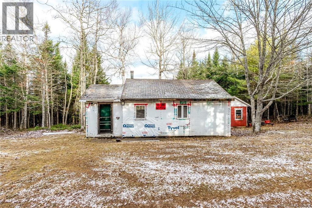 17 Deerwood Drive, Elgin, New Brunswick E4Z 1S3 - Photo 2 - NB130135