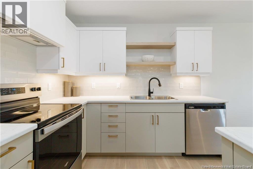 21 Belfry Street, Moncton, New Brunswick E1G 5B6 - Photo 5 - NB130036