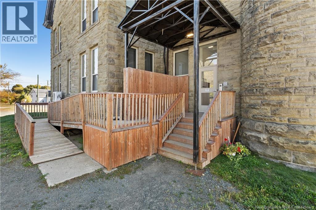 599 King George Highway, Miramichi, New Brunswick E1V 1N9 - Photo 33 - NB129358