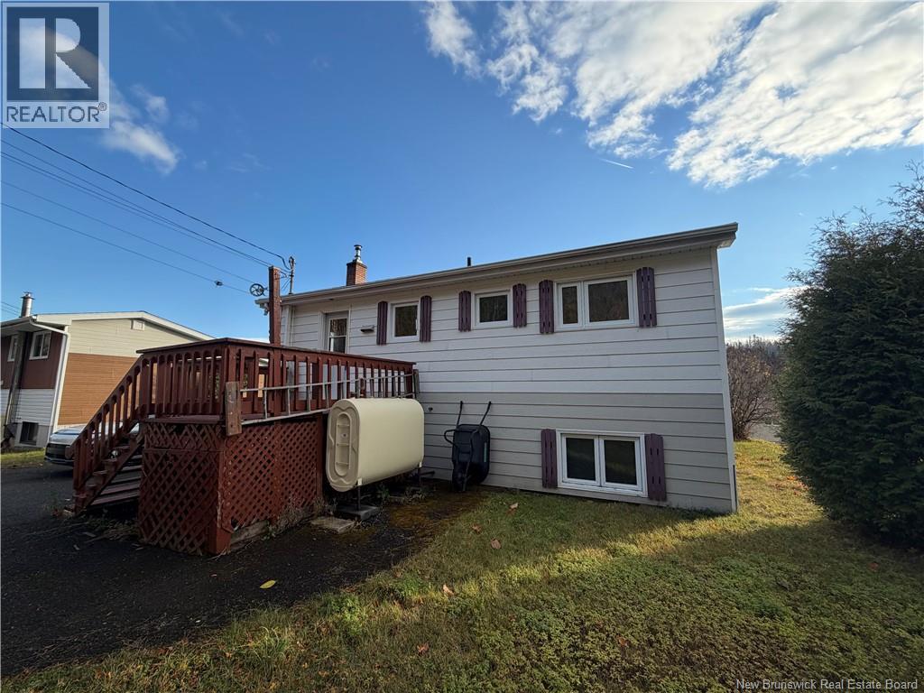 339 Dillon, Dalhousie, New Brunswick  E8C 1N4 - Photo 2 - NB129888