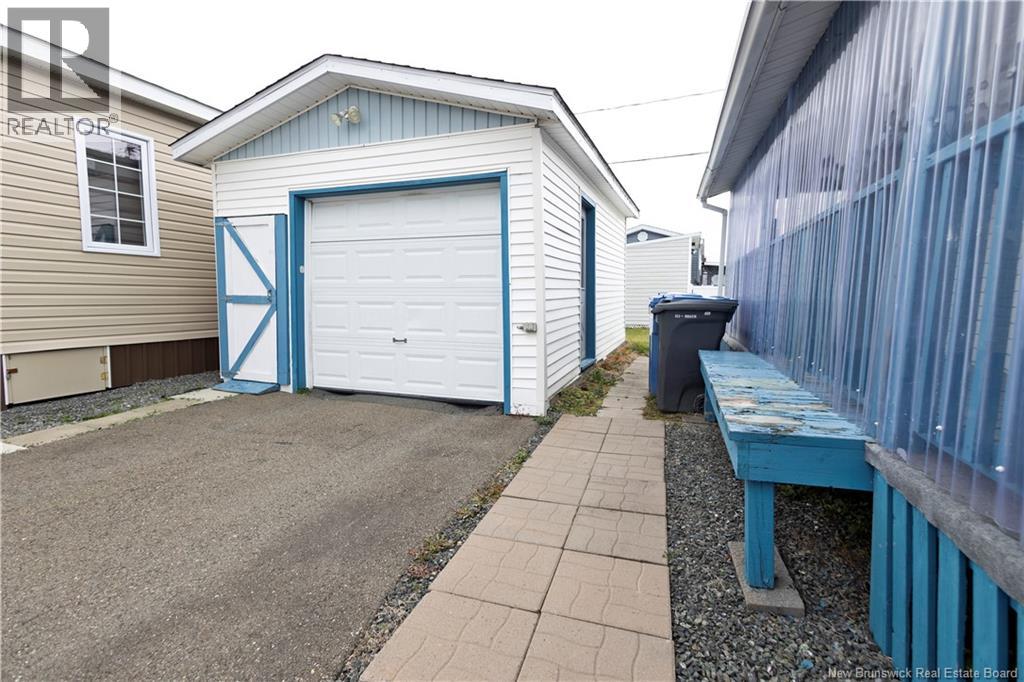 10 Terrace Park, Grand-Sault/grand Falls, New Brunswick  E3Z 1B3 - Photo 4 - NB130149