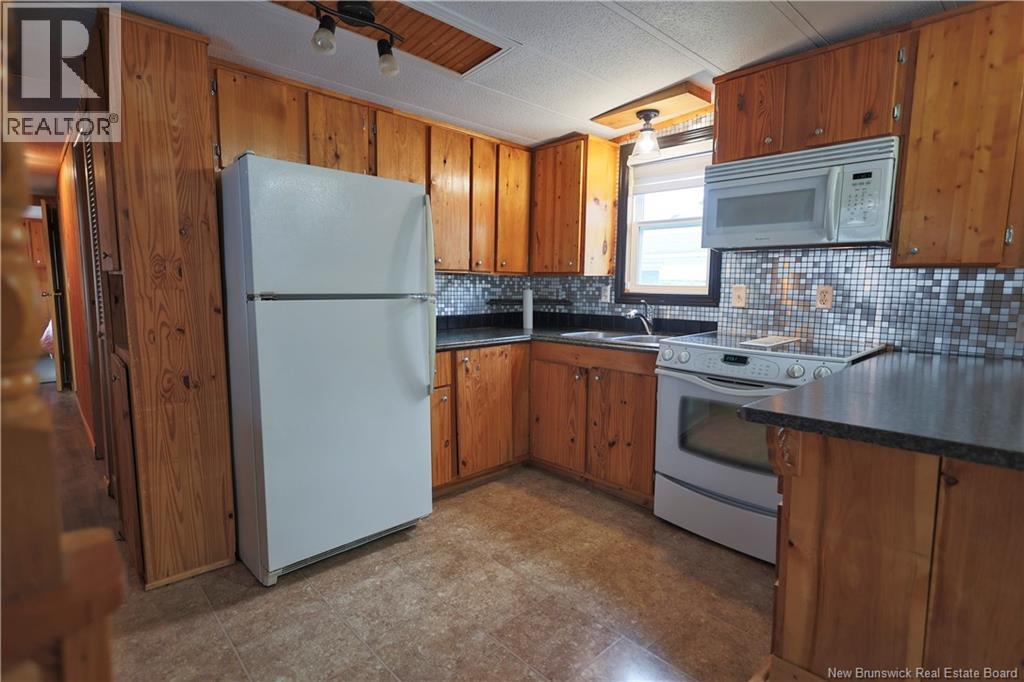 10 Terrace Park, Grand-Sault/grand Falls, New Brunswick  E3Z 1B3 - Photo 9 - NB130149