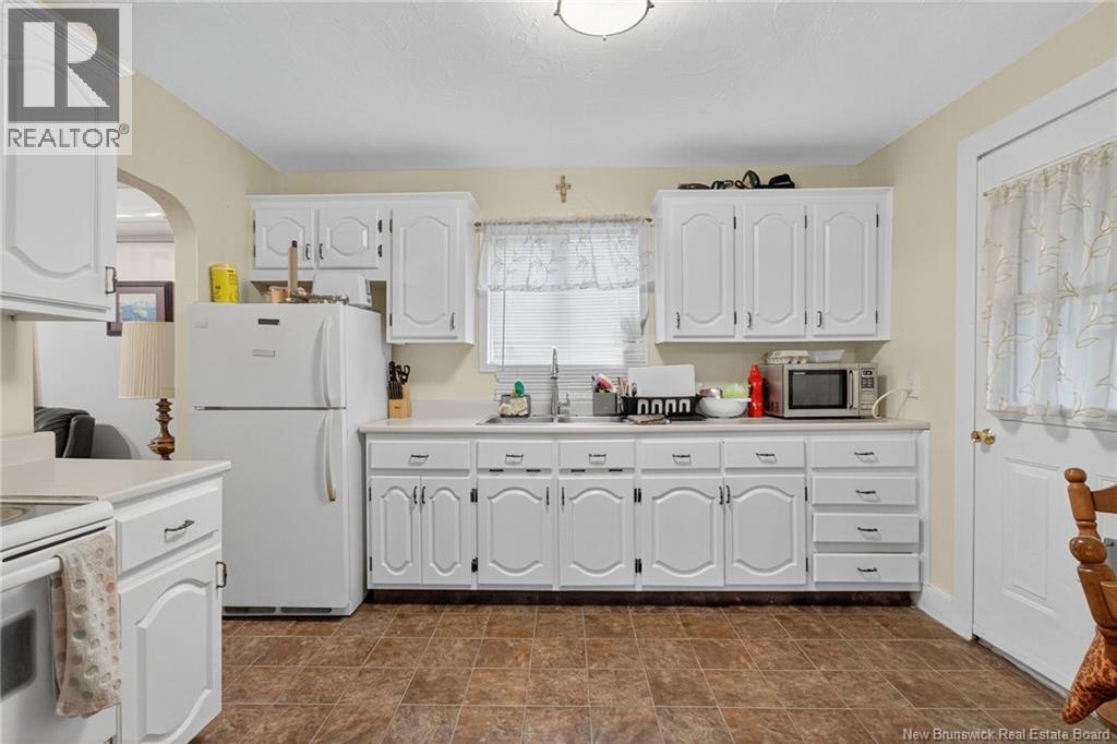 12 Ash, Moncton, New Brunswick  E1C 3M8 - Photo 15 - NB130211