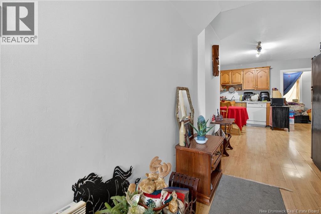 296 Mountain, Moncton, New Brunswick E1C 2M1 - Photo 11 - NB130198