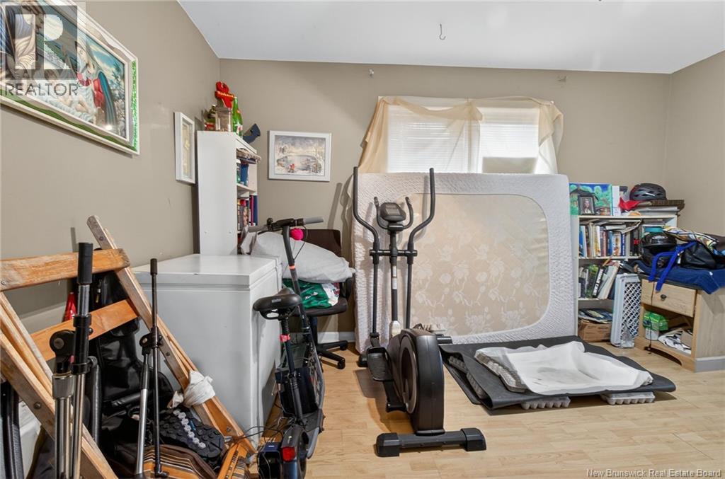 296 Mountain, Moncton, New Brunswick E1C 2M1 - Photo 14 - NB130198