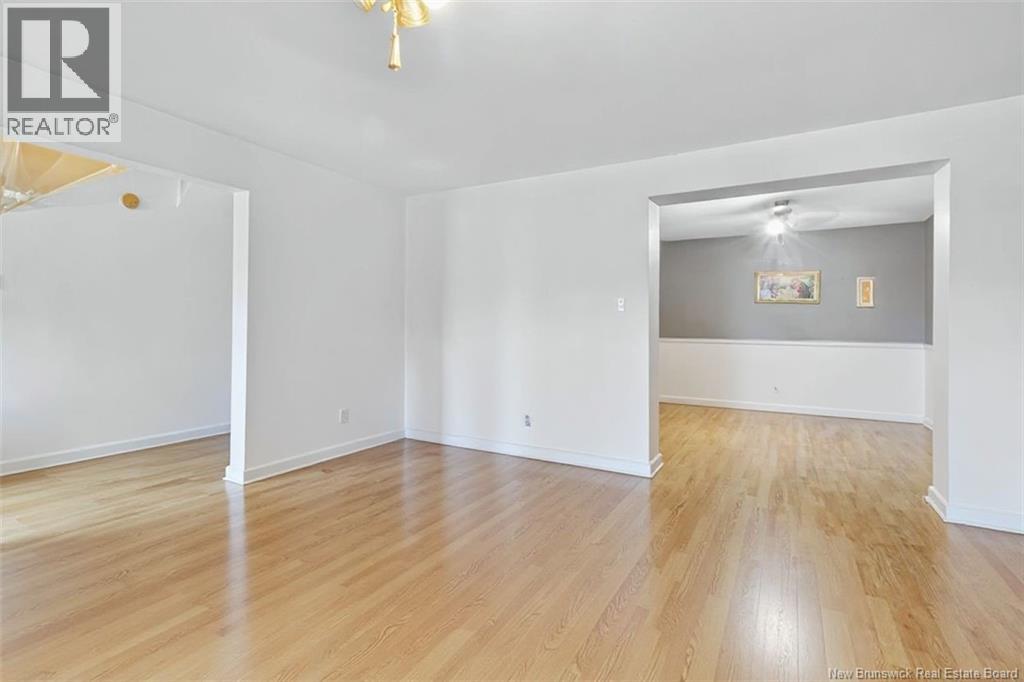 296 Mountain, Moncton, New Brunswick E1C 2M1 - Photo 18 - NB130198