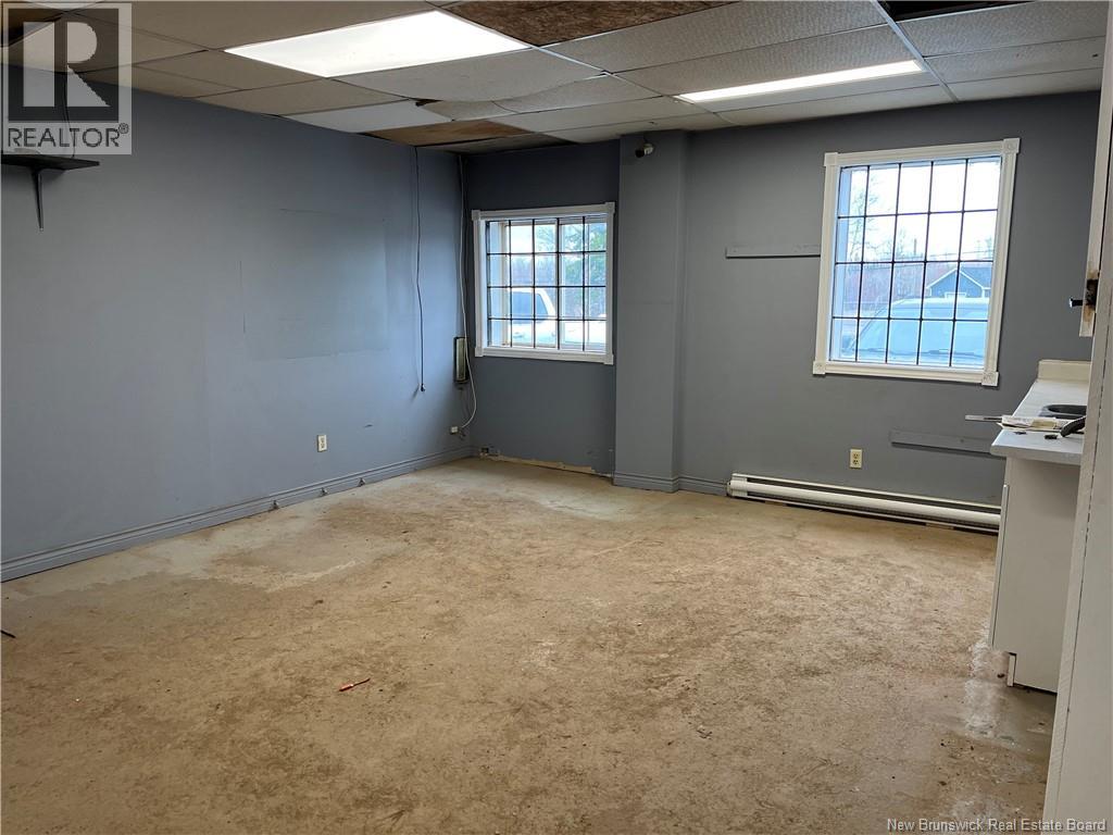 815 Gorge Road, Moncton, New Brunswick E1G 3H6 - Photo 11 - NB129969