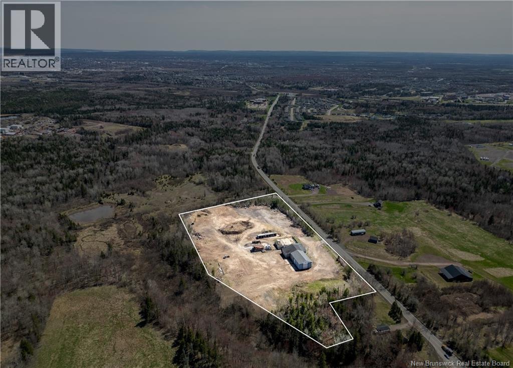 815 Gorge Road, Moncton, New Brunswick E1G 3H6 - Photo 3 - NB129969