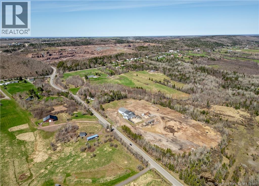 815 Gorge Road, Moncton, New Brunswick E1G 3H6 - Photo 5 - NB129969