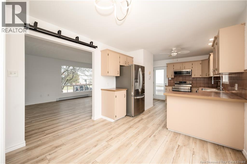 102 Notingham Drive, Moncton, New Brunswick  E1A 5K1 - Photo 10 - NB130329