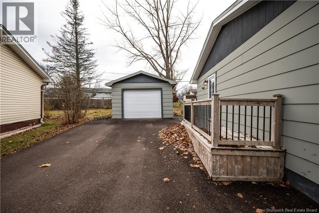 102 Notingham Drive, Moncton, New Brunswick  E1A 5K1 - Photo 43 - NB130329