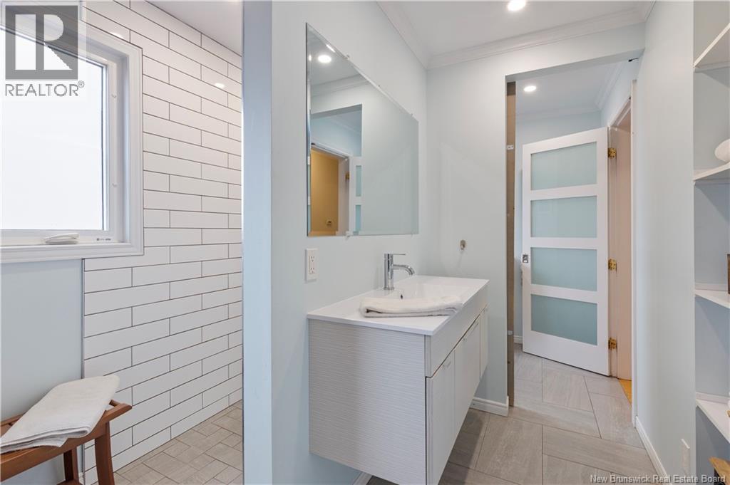 27 Montclair Avenue, Moncton, New Brunswick  E1E 1T7 - Photo 14 - NB130341