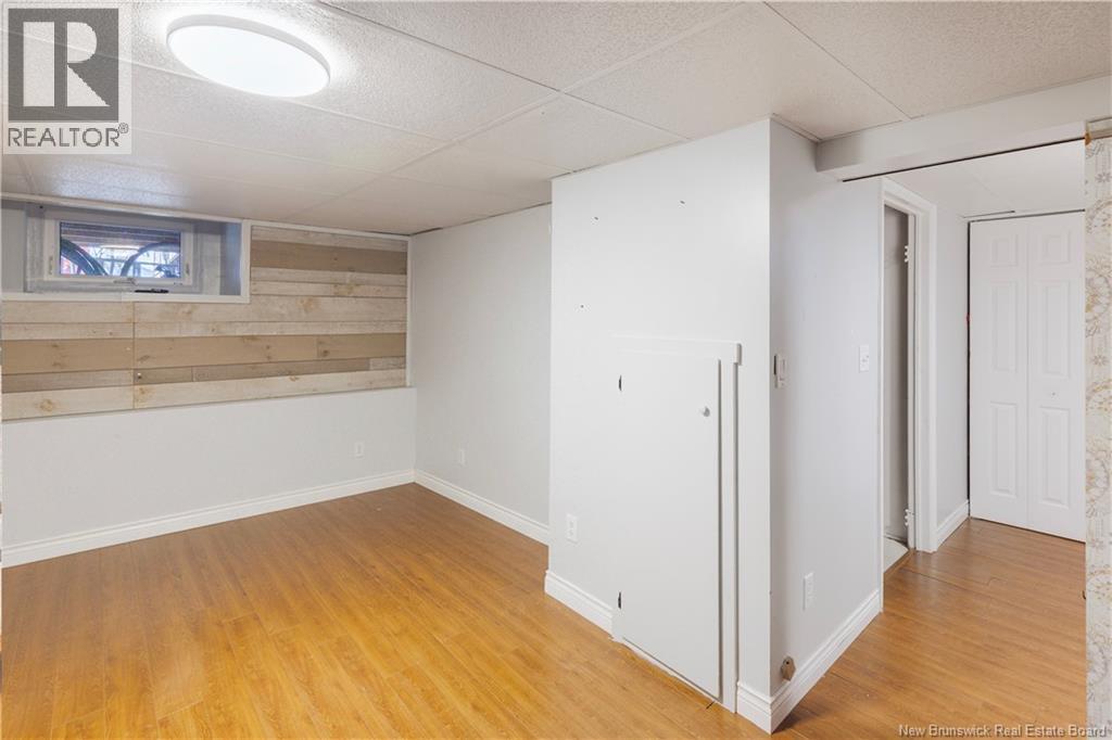 27 Montclair Avenue, Moncton, New Brunswick  E1E 1T7 - Photo 34 - NB130341