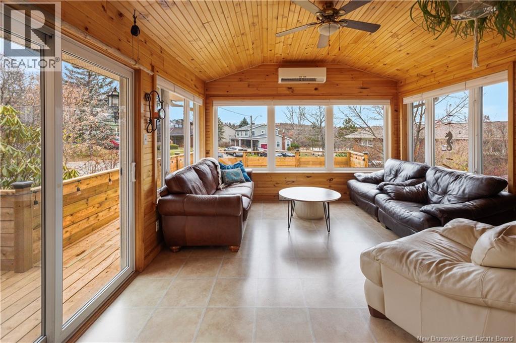 27 Montclair Avenue, Moncton, New Brunswick  E1E 1T7 - Photo 7 - NB130341