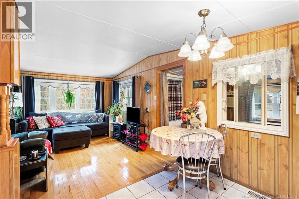 71 Chestnut Street, Minto, New Brunswick  E4B 3L4 - Photo 14 - NB130397