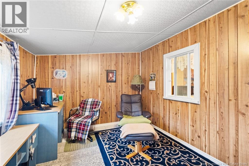 71 Chestnut Street, Minto, New Brunswick  E4B 3L4 - Photo 6 - NB130397