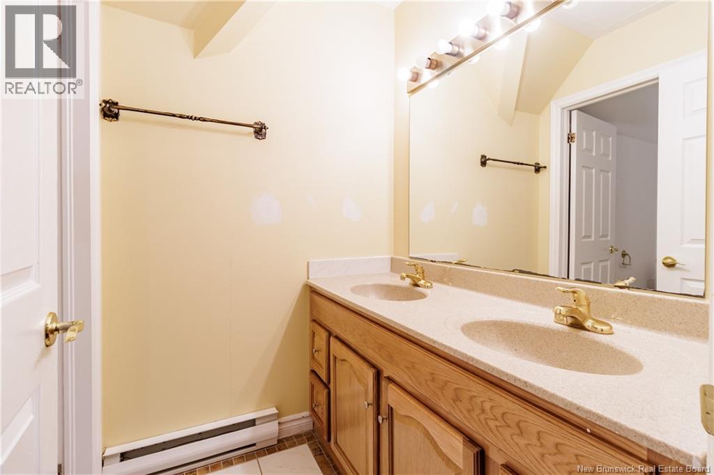 395 Kimble Drive, Fredericton, New Brunswick  E3B 6Y5 - Photo 34 - NB129719