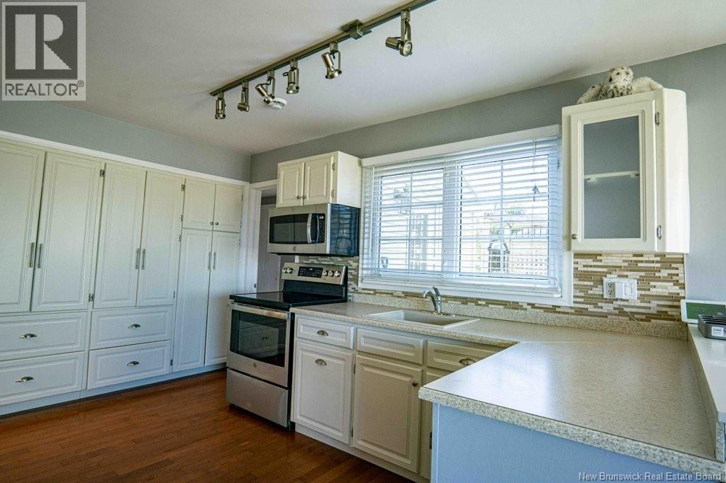 7 Crestline Road, Rothesay, New Brunswick E2H 1C5 - Photo 8 - NB130393