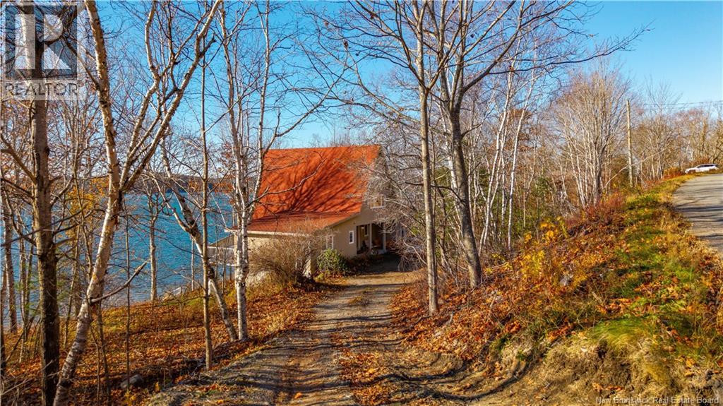 178 Hills Point Road, Oak Bay, New Brunswick  E3L 3J7 - Photo 2 - NB130238