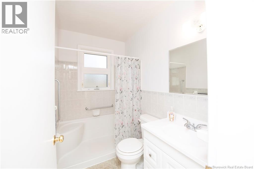 48 Coronation Drive, Moncton, New Brunswick  E1E 2X1 - Photo 25 - NB130375